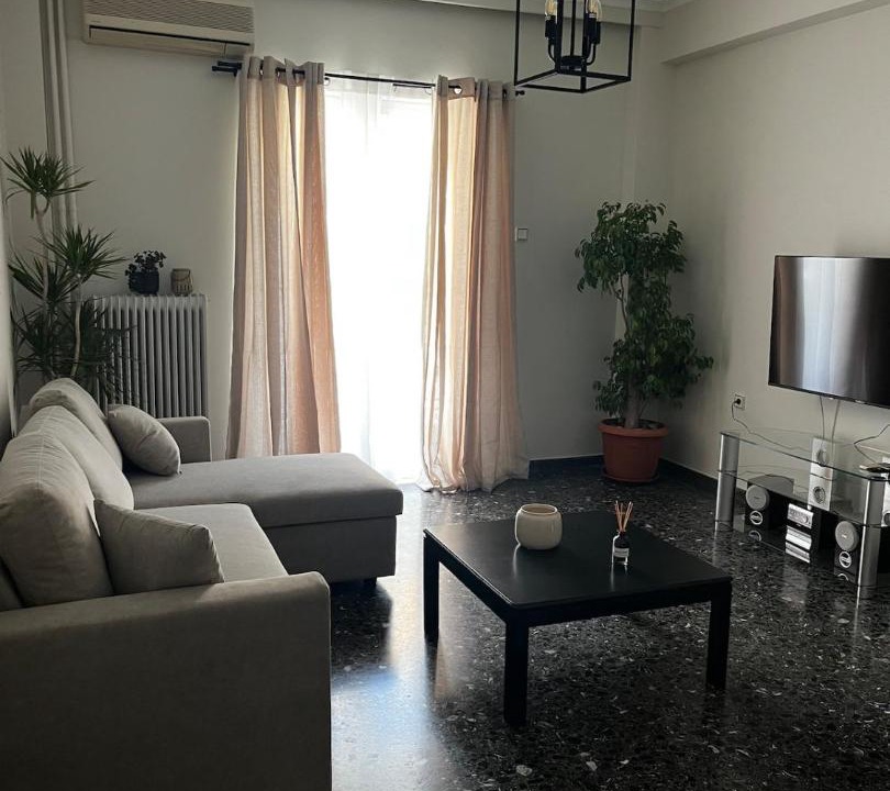Photo of Livingroom in Aigaleo