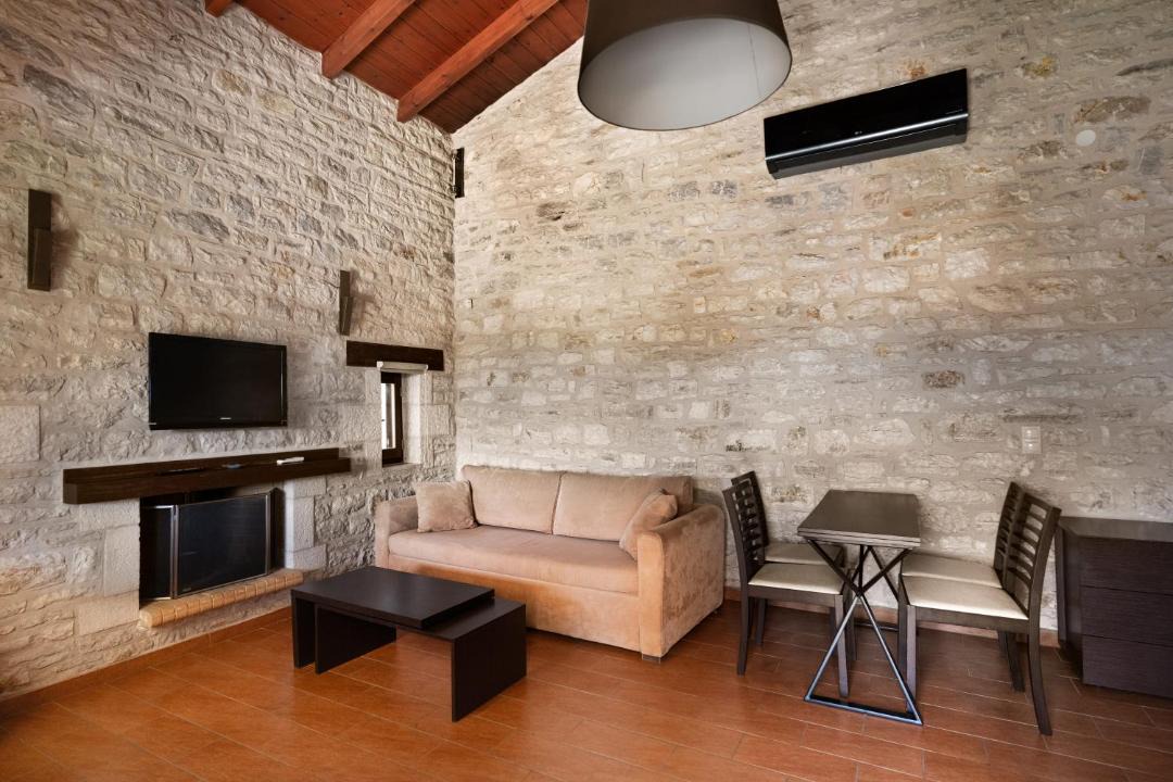 Photo of Livingroom in Lepreo