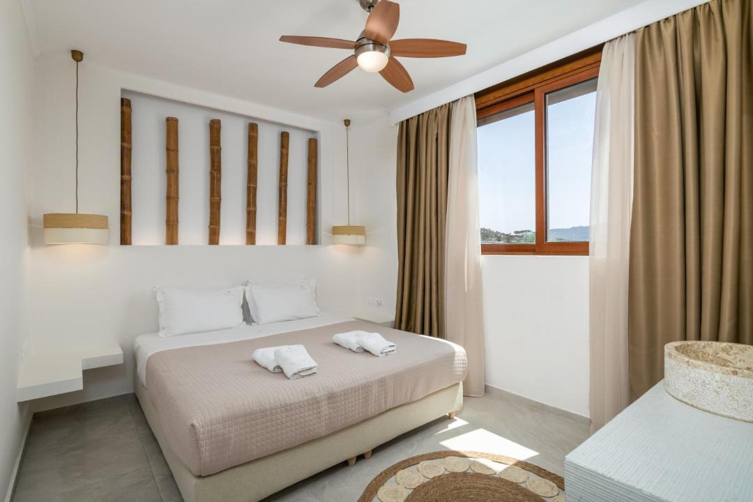 Photo of Bedroom in Adamas