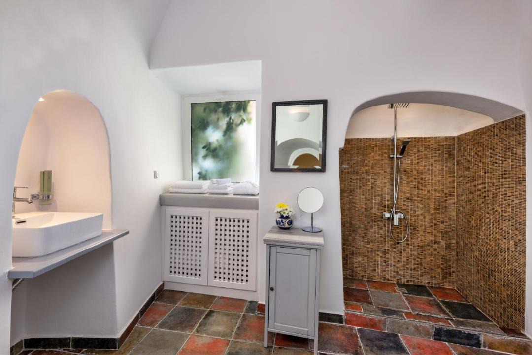 Photo of Bathroom in Firostefani