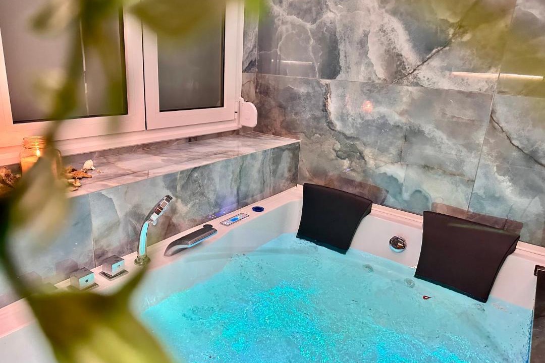 Photo of Others in Neos Kosmos