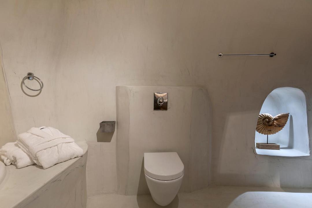 Photo of Bathroom in Firostefani