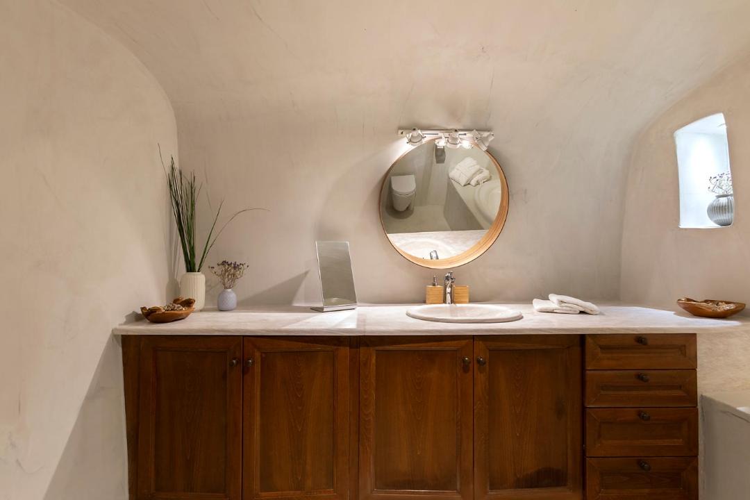 Photo of Bathroom in Firostefani