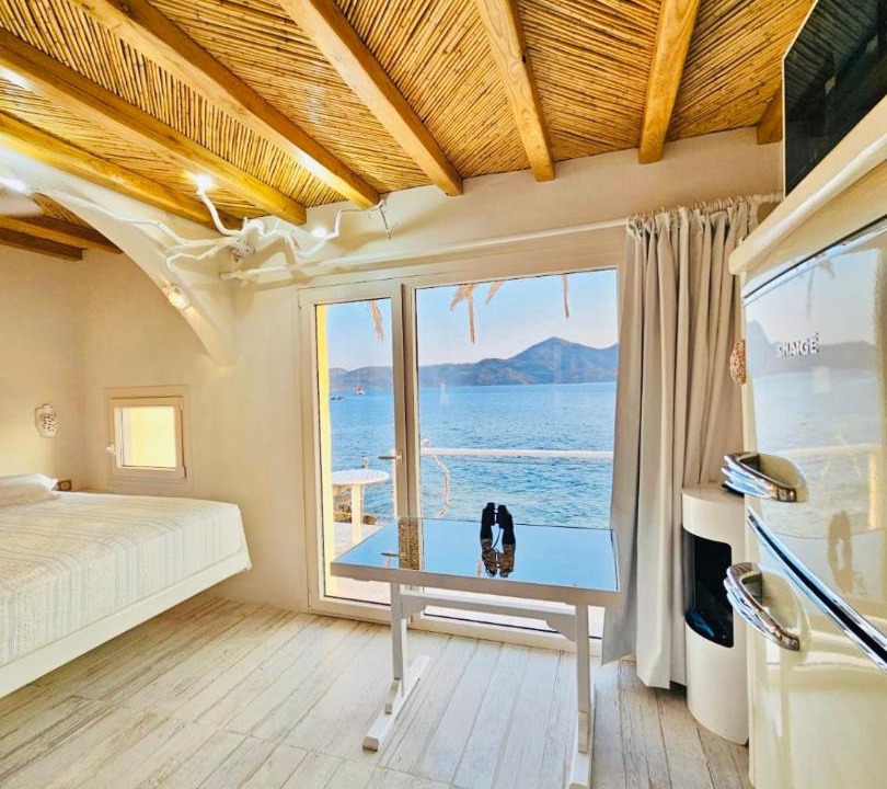 Photo of Others in Milos