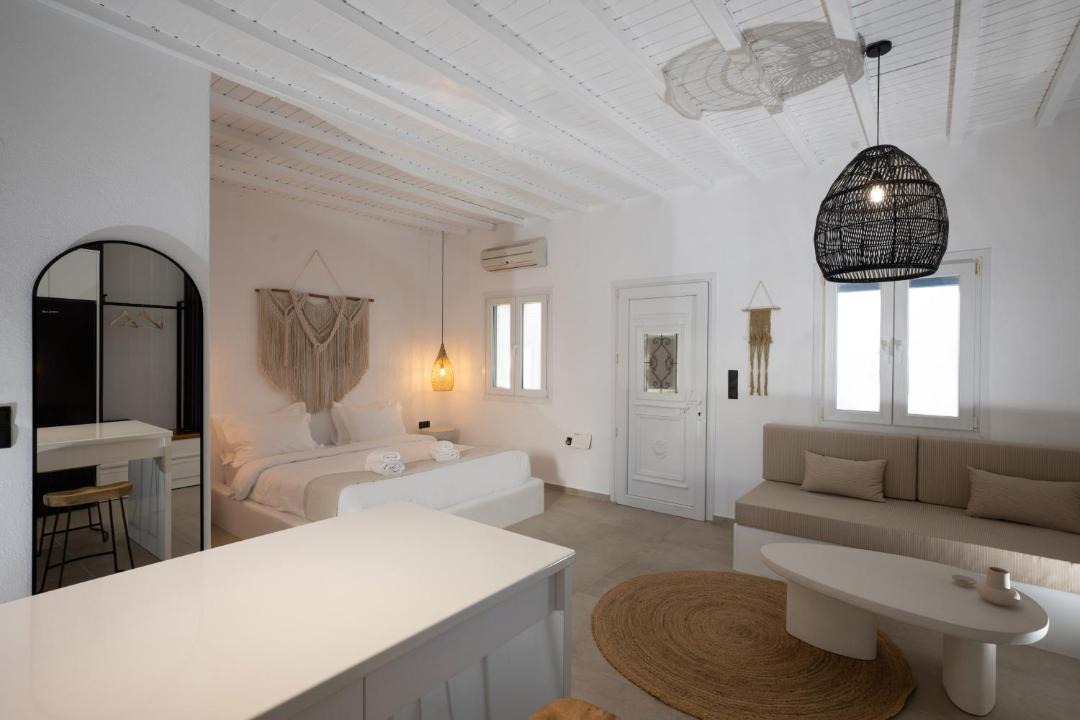 Photo of Livingroom in Ornos