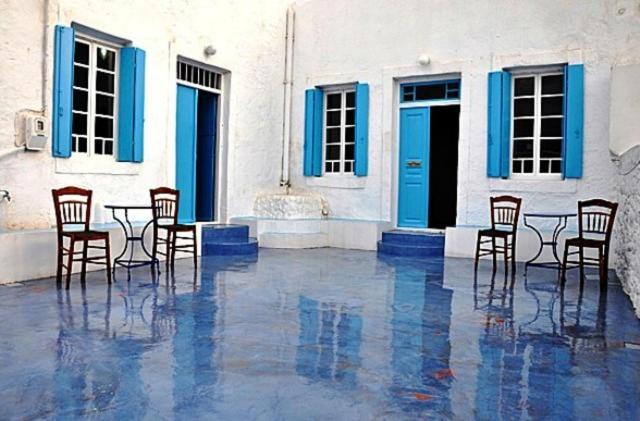 Photo of Others in Adamas