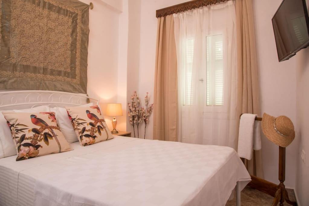 Photo of Bedroom in Skyros Town