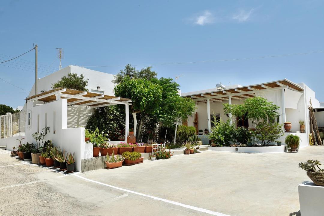 Photo of Others in Adamas