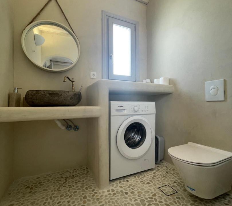 Photo of Bathroom in Kamari