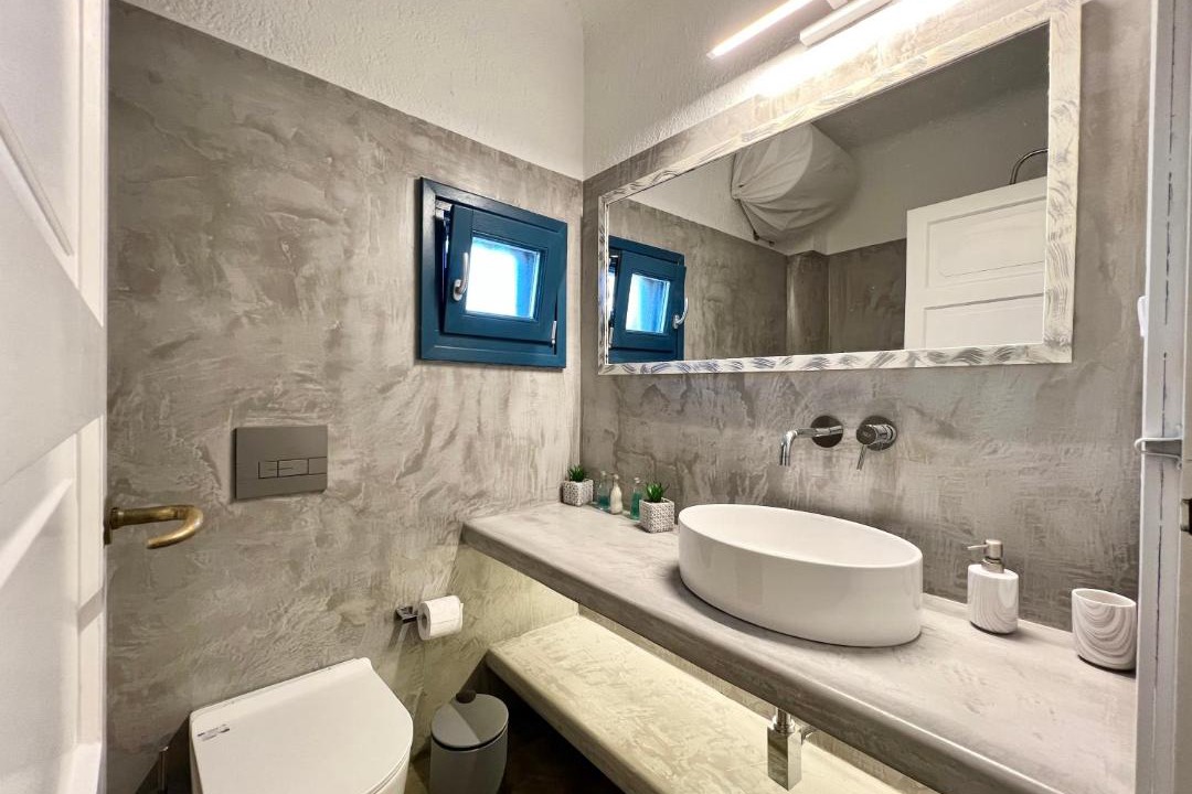 Photo of Bathroom in Agios Ioannis