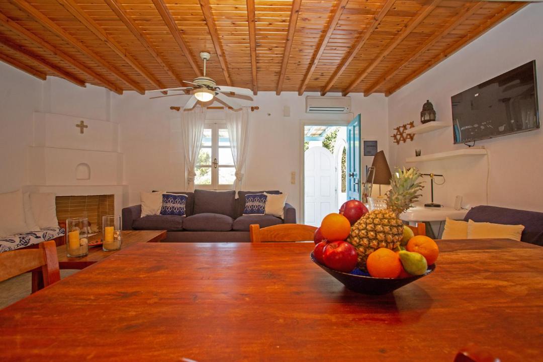 Photo of Livingroom in Platis Gialos