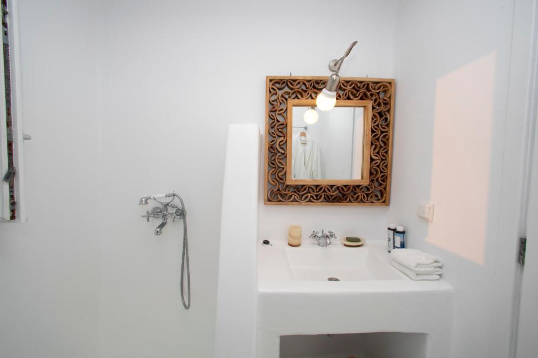 Photo of Bathroom in Houlakia