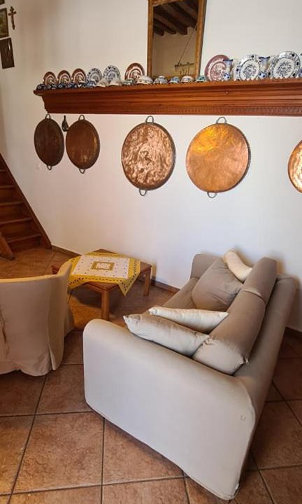 Photo of Livingroom in Skyros Town