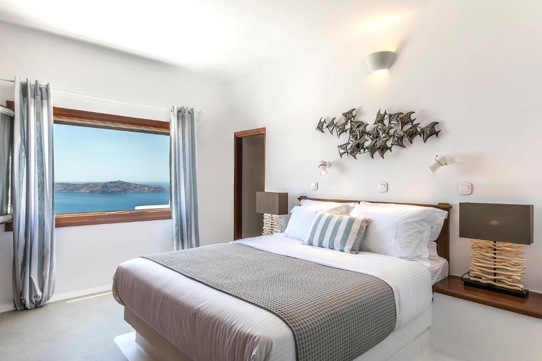 Photo of Bedroom in Firostefani
