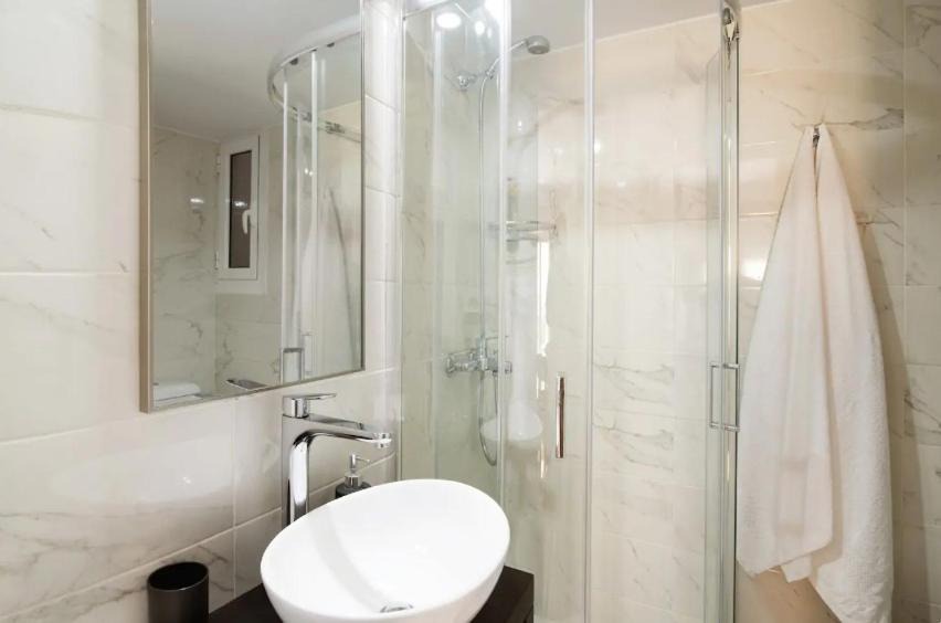 Photo of Bathroom in Nea Smirni
