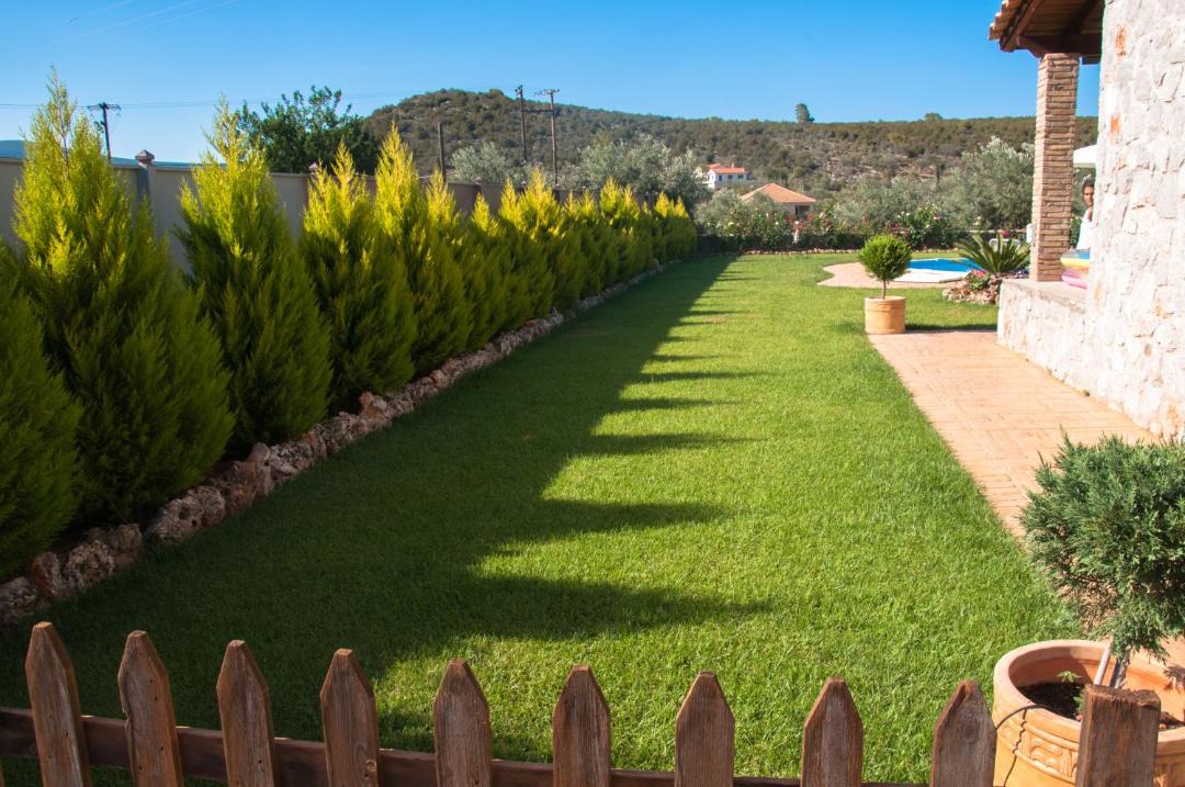 Photo of Others in Melissopetra