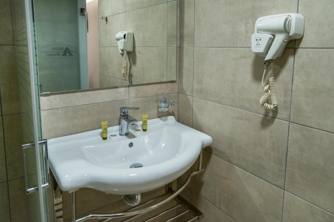 Photo of Bathroom in Piraeus