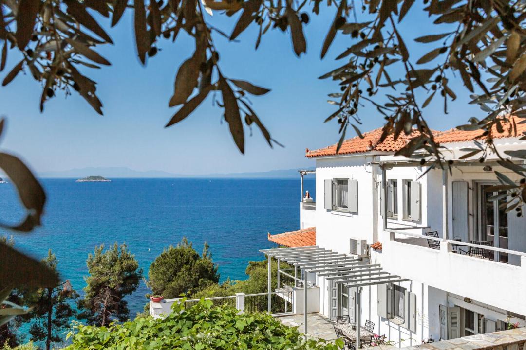 Photo of Others in Elios