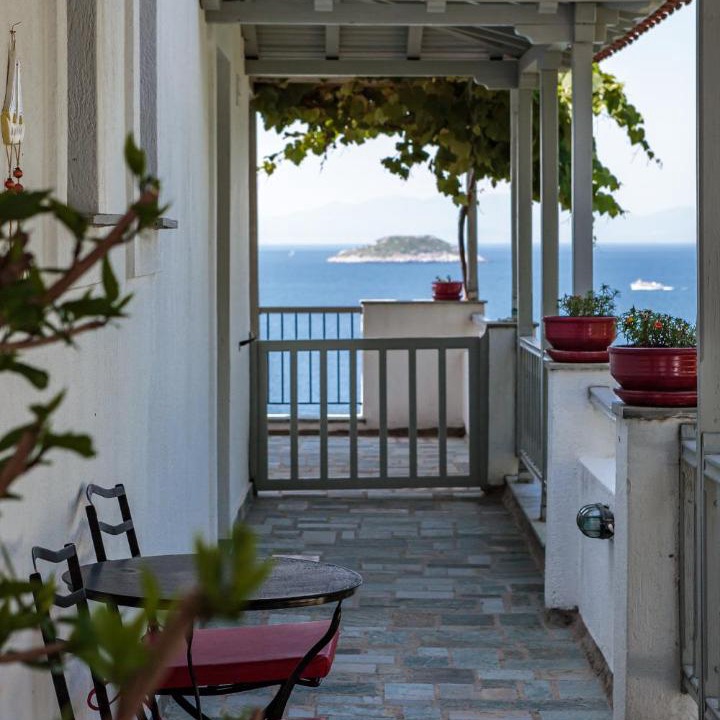 Photo of Others in Elios