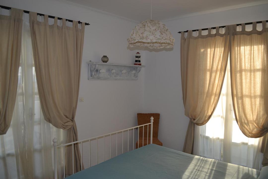 Photo of Bedroom in Adamas