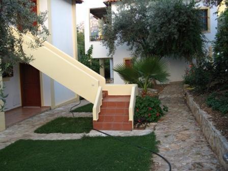 Photo of Others in Melissopetra