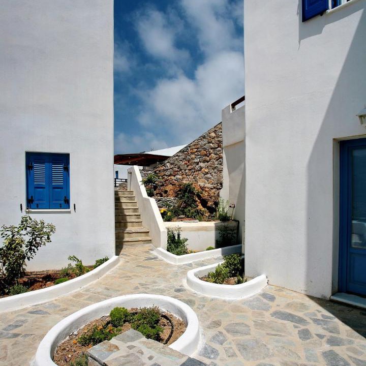 Photo of Others in Katapola