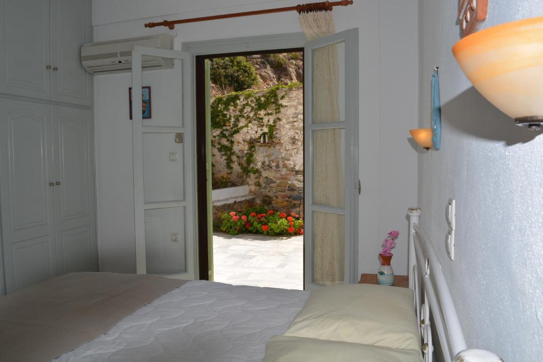 Photo of Others in Herronisos