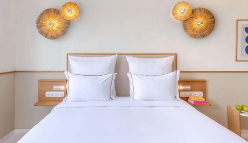 Deluxe Garden View Room