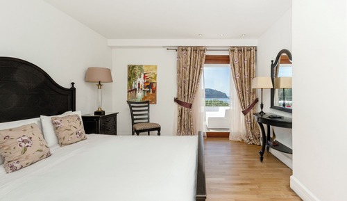 Panoramic Suite, 2 Bedrooms, Jetted Tub