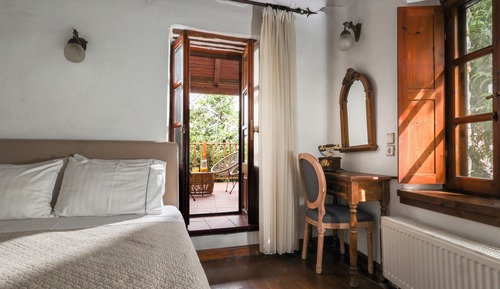 Junior Suite, Fireplace, Garden View