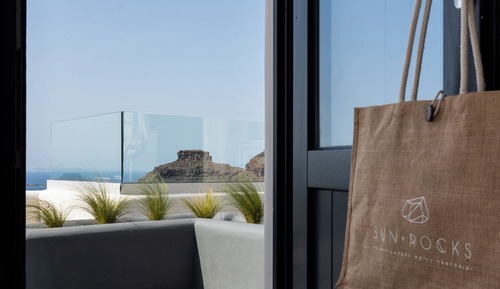 Sunset Twin Suite with Caldera & Sea View