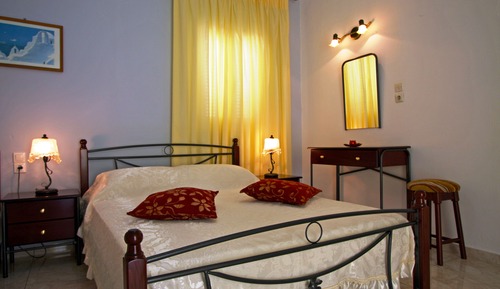 Premier Room (Caldera view)