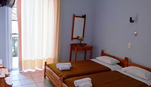 Economy Triple Room, Ground Floor