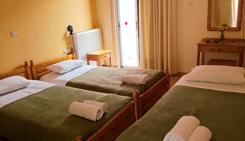 Comfort Triple Room