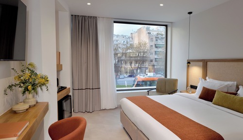 Superior PLUS Room, City View