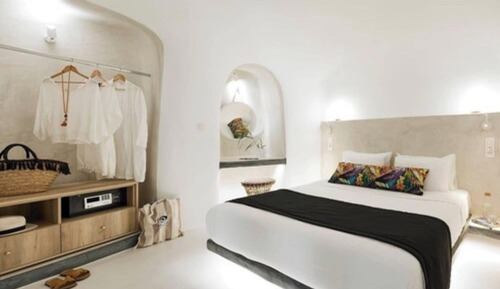 Exclusive Cave Suite Sea View Hot Tub