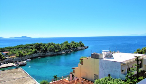 Studio, Sea View