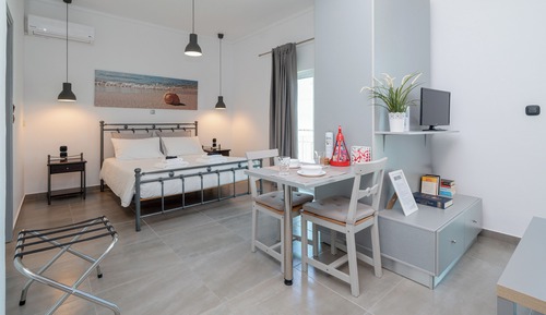 Comfort Studio, City View