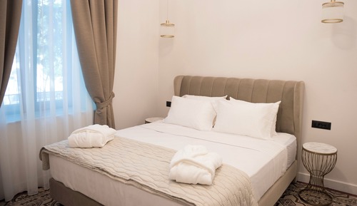 Superior Suite, Patio, City View