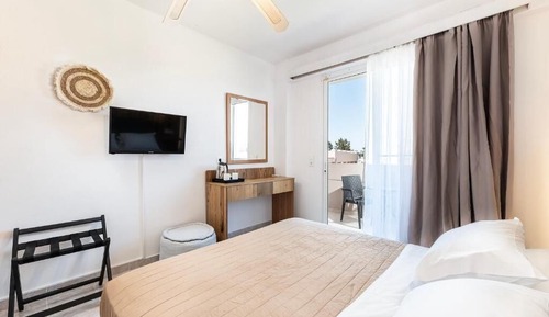 Double Room, Balcony