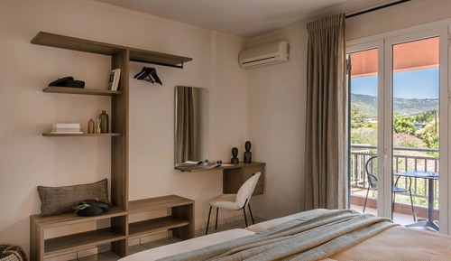 Superior Studio, Sea View