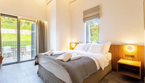 Luxury Double or Twin Room, Balcony, Mountain View