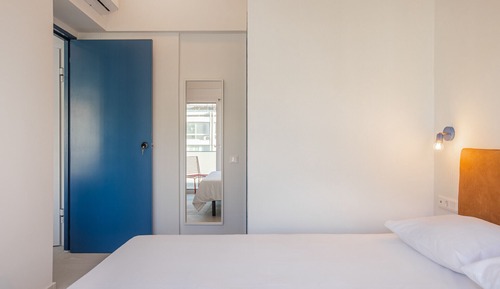 Apartment, Balcony