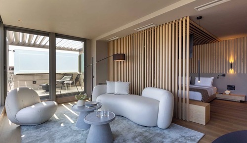 Executive Suite