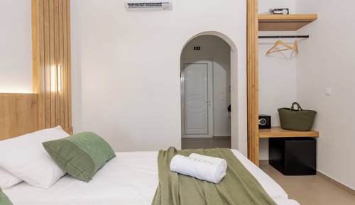Deluxe Twin Room, Pool View