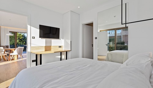 Apartment, Roll-in Shower, Mountain View