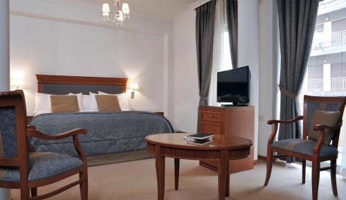Junior Suite with Spa Bath and Private Balcony
