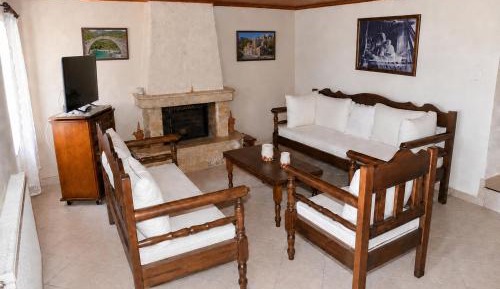 Three-Bedroom Vacation Home 