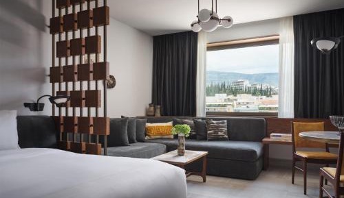 Junior King Suite with City View