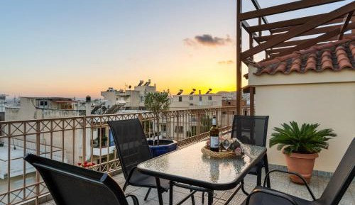 Three-Bedroom Premium Apartment with Balcony